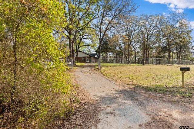 22254 County Road 4142, Lindale, TX 75771