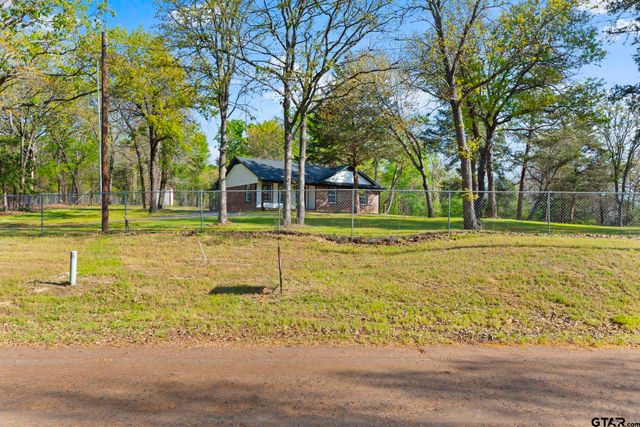22254 County Road 4142, Lindale, TX 75771