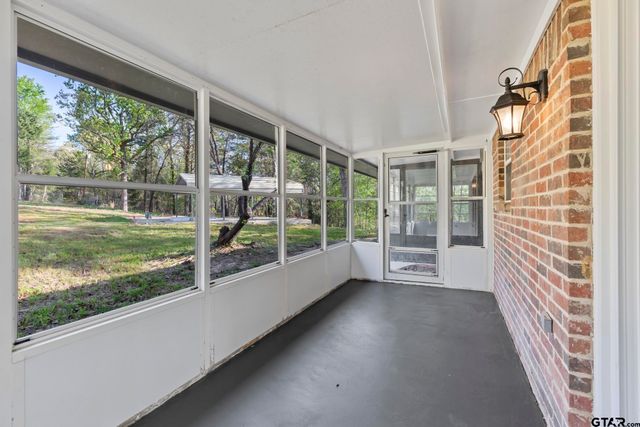 22254 County Road 4142, Lindale, TX 75771