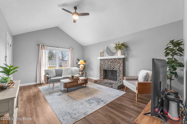 2103 Glenworth Ave, Louisville, KY 40218