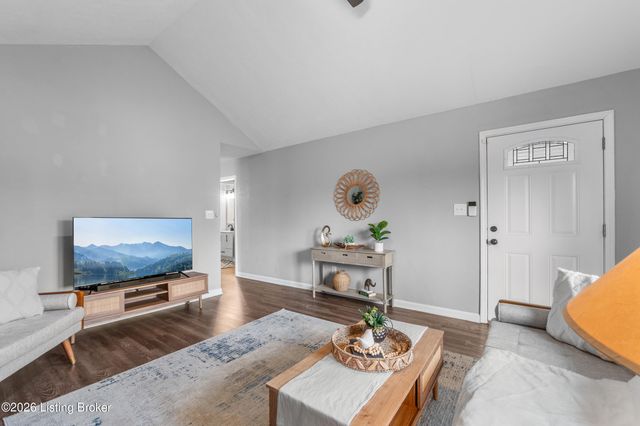 2103 Glenworth Ave, Louisville, KY 40218