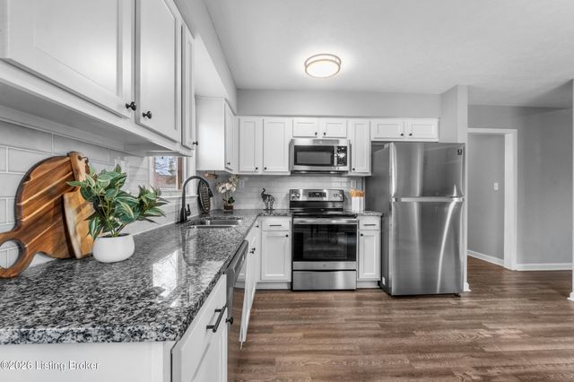 2103 Glenworth Ave, Louisville, KY 40218