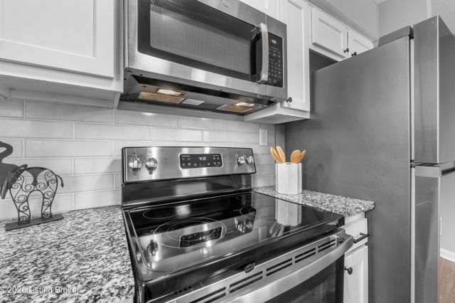 2103 Glenworth Ave, Louisville, KY 40218