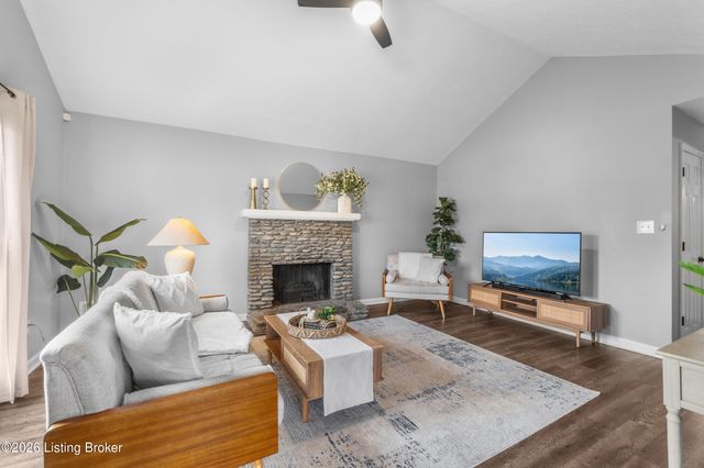 2103 Glenworth Ave, Louisville, KY 40218