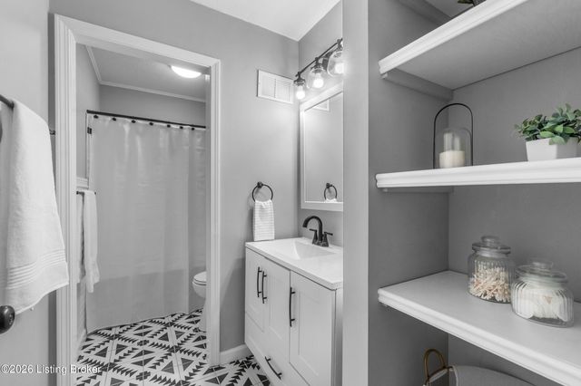 2103 Glenworth Ave, Louisville, KY 40218