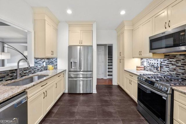 3523 Elinburg Cove Trail, Buford, GA 30519