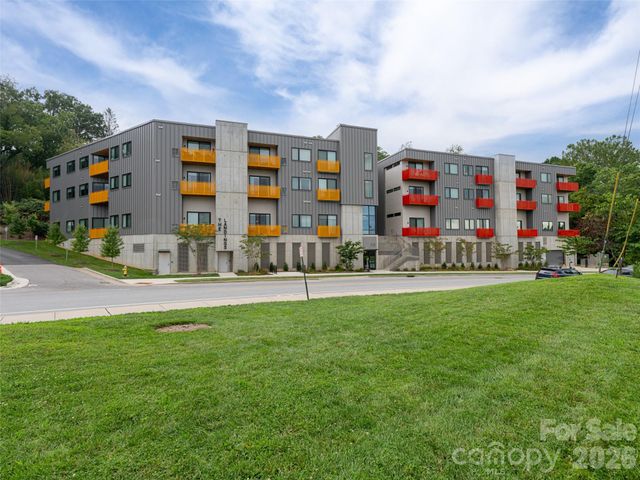 68 Craven Street 203, Asheville, NC 28806