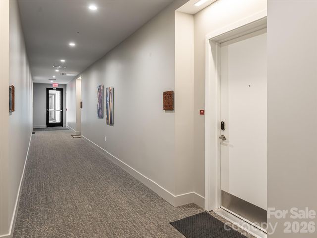 68 Craven Street 203, Asheville, NC 28806