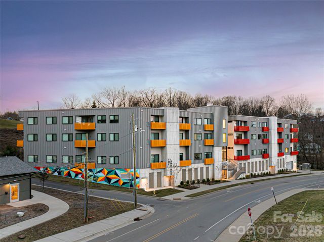 68 Craven Street 203, Asheville, NC 28806