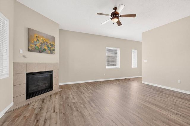 10456 Calle Mirlo NW, Albuquerque, NM 87114