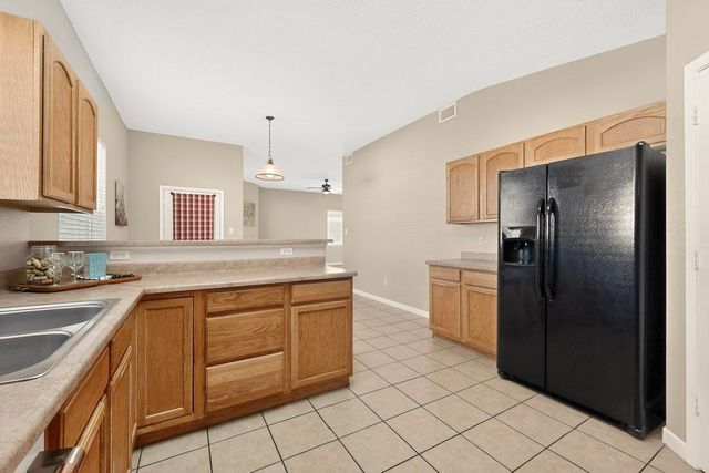 10456 Calle Mirlo NW, Albuquerque, NM 87114