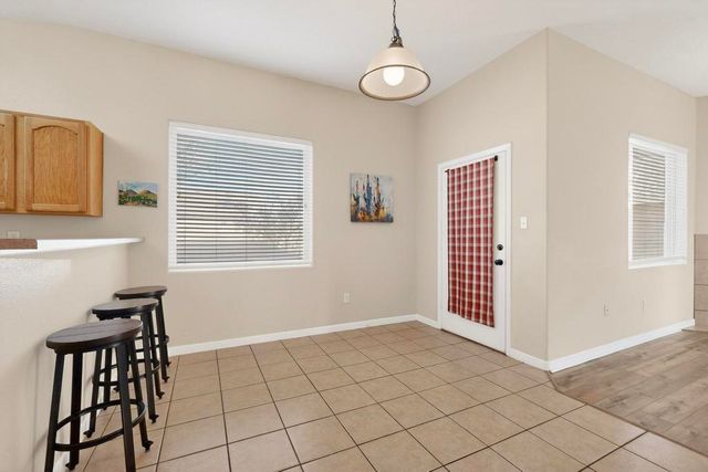 10456 Calle Mirlo NW, Albuquerque, NM 87114