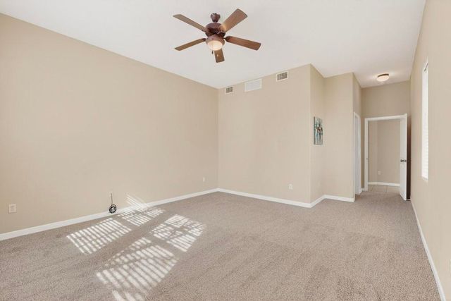 10456 Calle Mirlo NW, Albuquerque, NM 87114