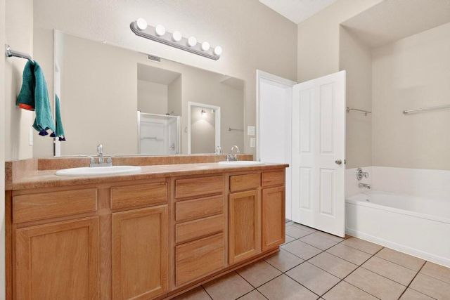 10456 Calle Mirlo NW, Albuquerque, NM 87114