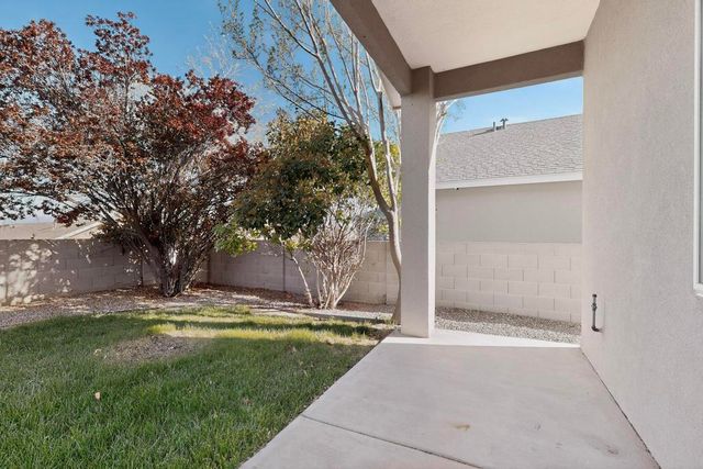 10456 Calle Mirlo NW, Albuquerque, NM 87114