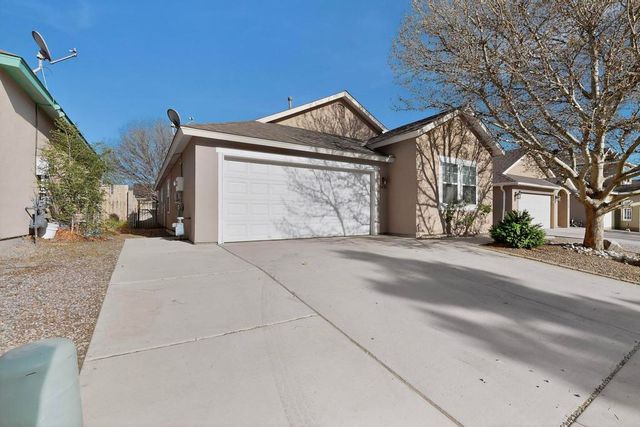 10456 Calle Mirlo NW, Albuquerque, NM 87114