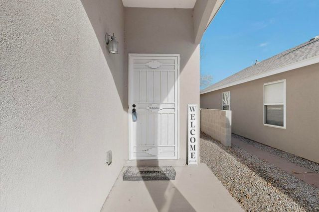 10456 Calle Mirlo NW, Albuquerque, NM 87114