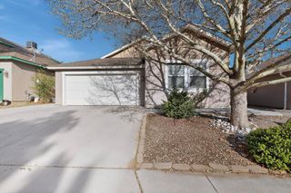 10456 Calle Mirlo NW, Albuquerque, NM 87114