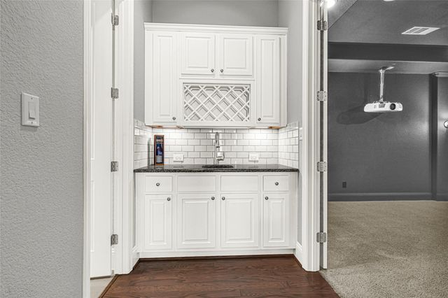 110 Lily Green Court, Conroe, TX 77304