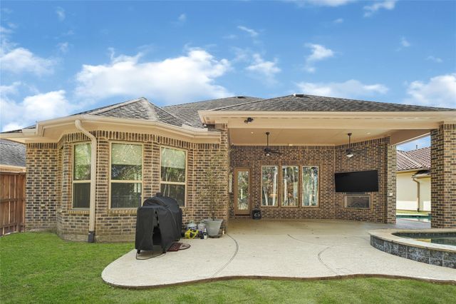 110 Lily Green Court, Conroe, TX 77304