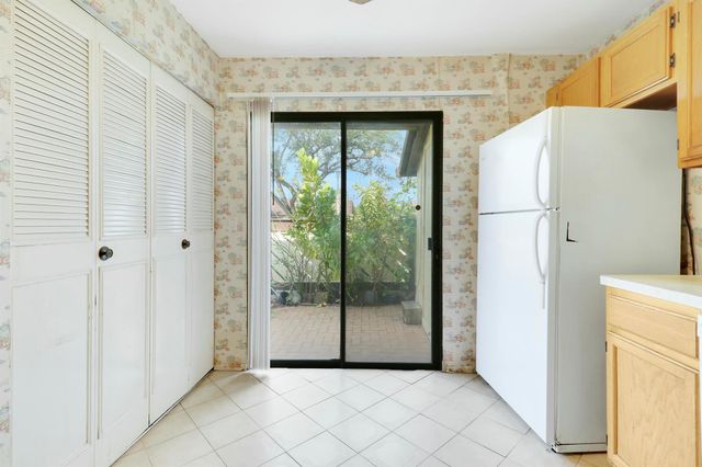 135 Manchineel Court, Royal Palm Beach, FL 33411