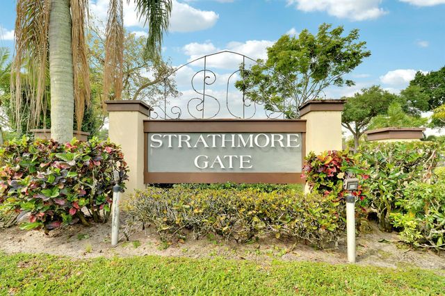135 Manchineel Court, Royal Palm Beach, FL 33411