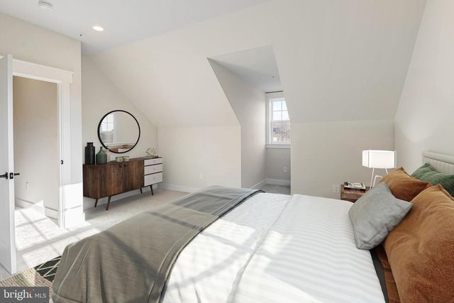 ELIANA COURT - CHESAPEAKE MODEL, Glenn Dale, MD 20769