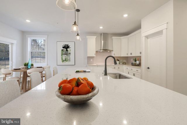 ELIANA COURT - CHESAPEAKE MODEL, Glenn Dale, MD 20769