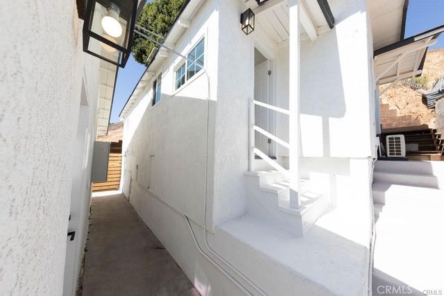 818 N Avenue 51, Los Angeles, CA 90042