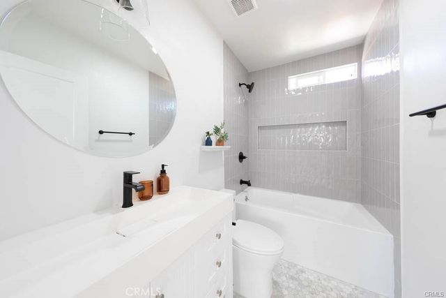 818 N Avenue 51, Los Angeles, CA 90042