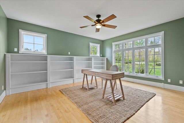 4320 High Point Beach LANE, Port Washington, WI 53074