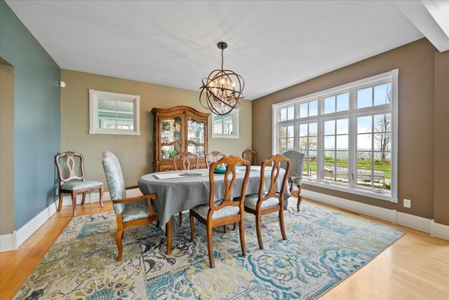 4320 High Point Beach LANE, Port Washington, WI 53074