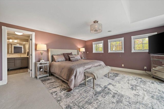 4320 High Point Beach LANE, Port Washington, WI 53074