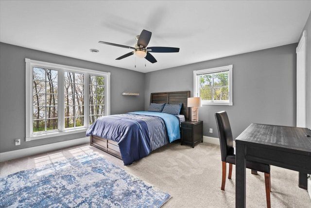 4320 High Point Beach LANE, Port Washington, WI 53074