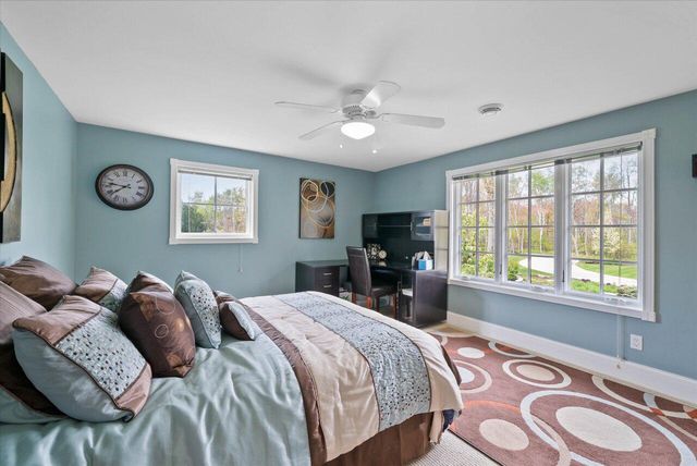 4320 High Point Beach LANE, Port Washington, WI 53074