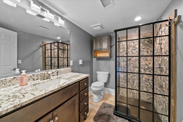 4320 High Point Beach LANE, Port Washington, WI 53074