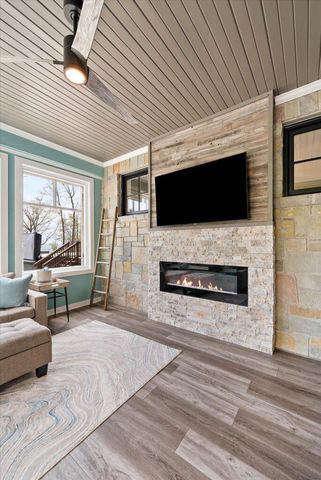 4320 High Point Beach LANE, Port Washington, WI 53074