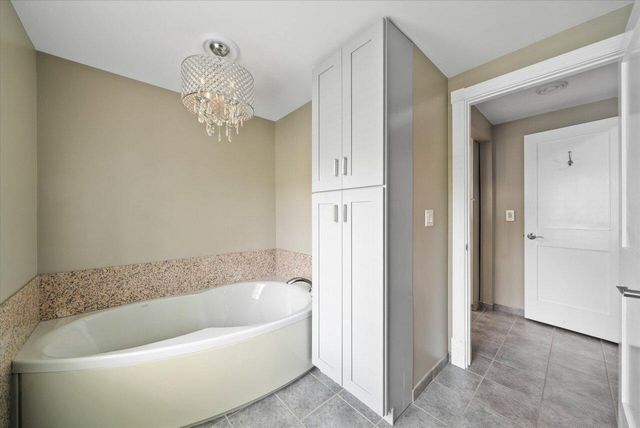 4320 High Point Beach LANE, Port Washington, WI 53074
