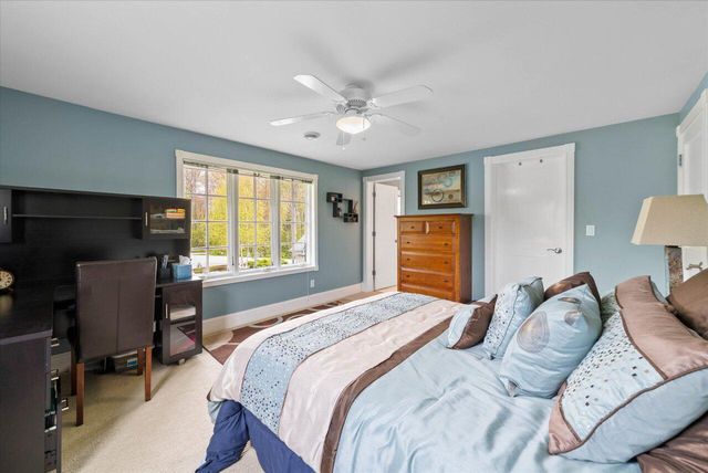 4320 High Point Beach LANE, Port Washington, WI 53074