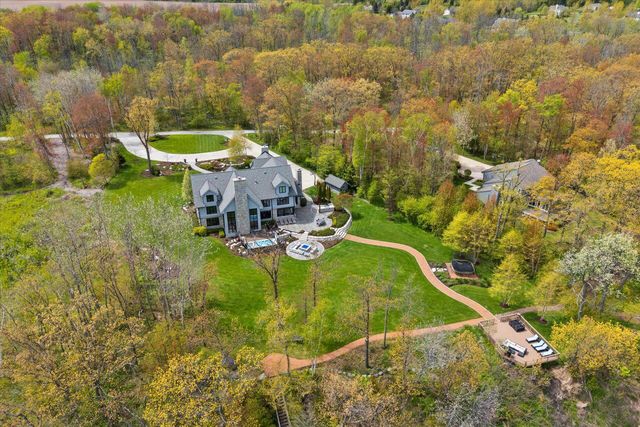4320 High Point Beach LANE, Port Washington, WI 53074
