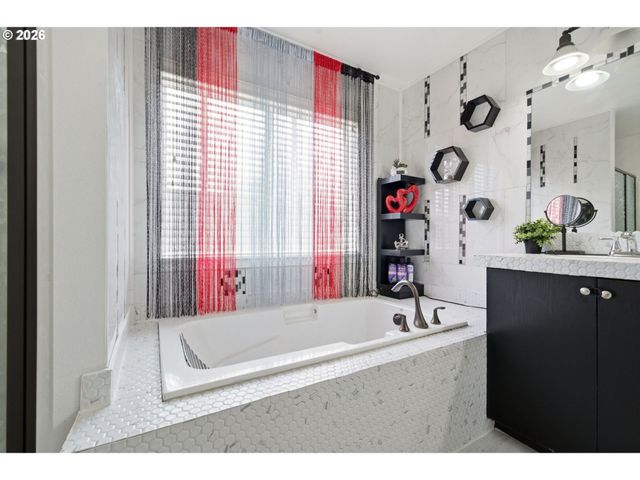 13909 Ne 102ND St, Vancouver, WA 98682