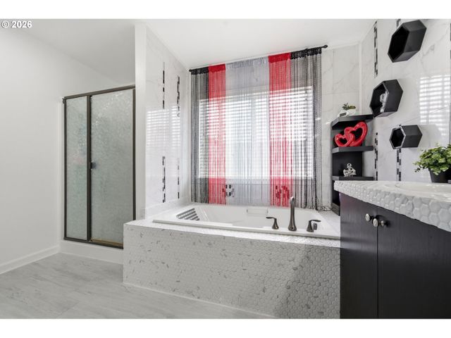 13909 Ne 102ND St, Vancouver, WA 98682