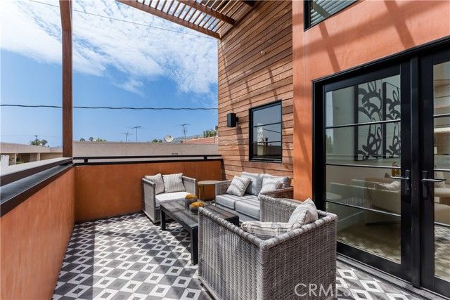 1035 N Vista Street, West Hollywood, CA 90046