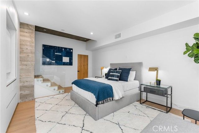 1035 N Vista Street, West Hollywood, CA 90046