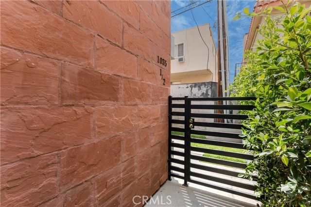1035 N Vista Street, West Hollywood, CA 90046