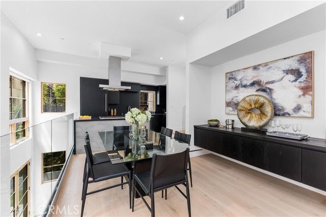 1035 N Vista Street, West Hollywood, CA 90046