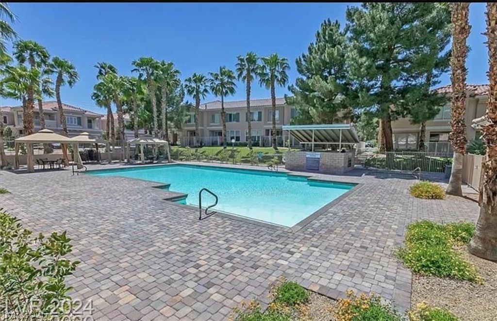251 South Green Valley Parkway 2212, Henderson, NV 89012 — photo 2