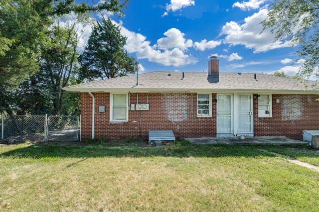 1309 N Lorraine Ave, Wichita, KS 67214