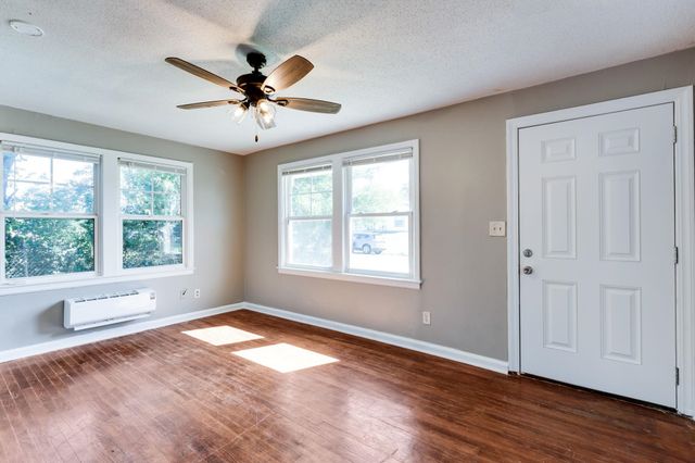 1309 N Lorraine Ave, Wichita, KS 67214