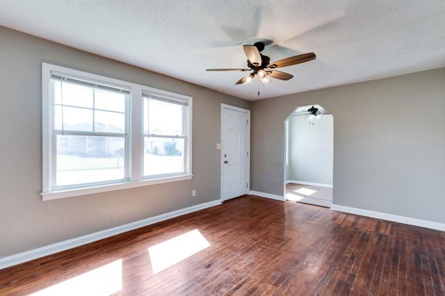 1309 N Lorraine Ave, Wichita, KS 67214